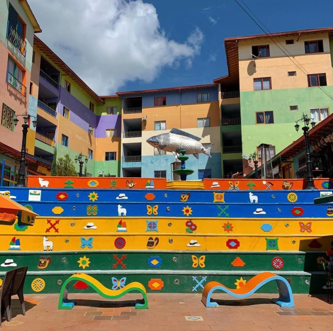 Apartamento Plazoleta De Colores Apartment Guatape Exterior photo