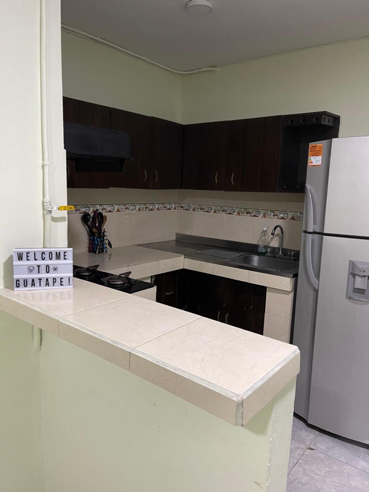 Apartamento Plazoleta De Colores Apartment Guatape Exterior photo
